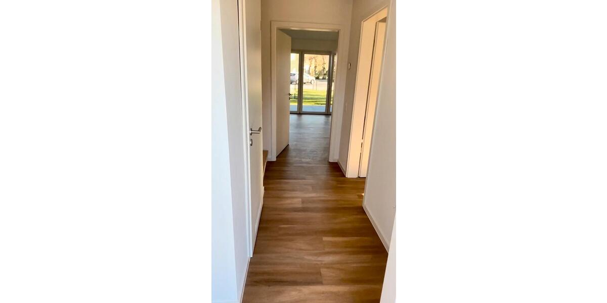 Doppelhaushälfte Hude (Oldenburg) - 4 Zimmer, 107 m&sup2;, 1.640&euro; | Angebot:24704458