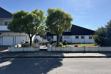 Haus Garrel - 9 Zimmer, 340 m&sup2;, 398.000&euro; | Angebot:25738584