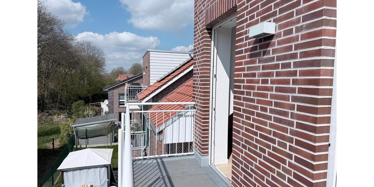 Dachgeschoßwohnung Oldenburg Etzhorn - 2 Zimmer, 64 m&sup2;, 1.160&euro; | Angebot:26148346
