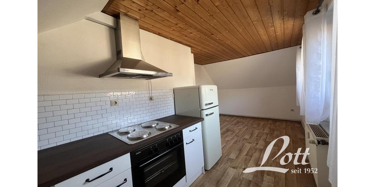 Dachgeschoßwohnung Apen - 2 Zimmer, 53 m&sup2;, 300&euro; | Angebot:25646535