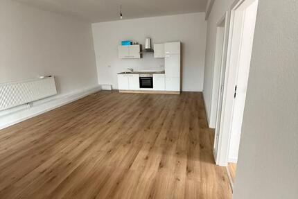 Wohnung Brake (Unterweser) - 2 Zimmer, 80 m&sup2;, 600&euro; | Angebot:27550856