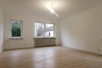 110 qm 4 ZKB Wohnung mit Garten und 50qm N.Geb. ANFRAGESTOPP zimmer