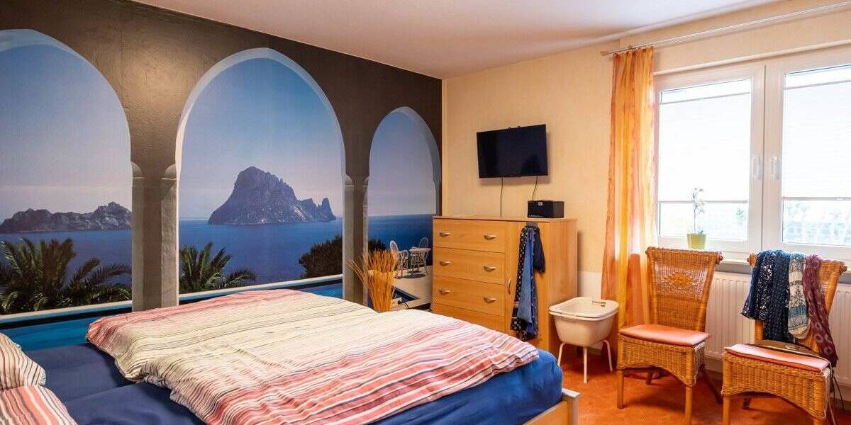 *** ZWEIFAMILIENHAUS in TOP LAGE mit TOP ZUSTAND und MODERNISIERTEM DACH *** 5 zimmer