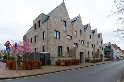 Wohnung zum Mieten in Oldenburg 1.125 € 91.76 m² 3 zimmer