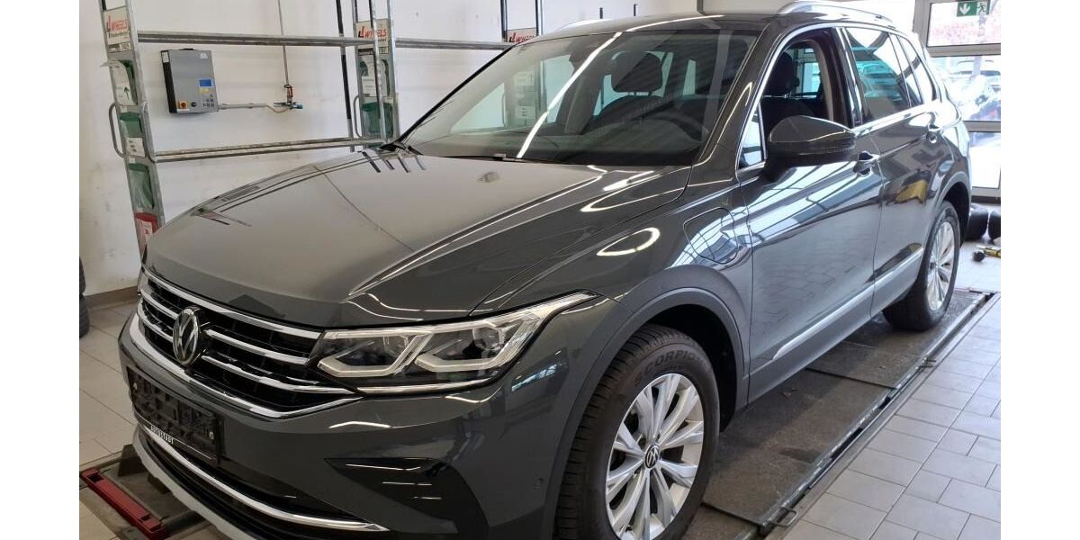 VW Tiguan 36.391 km 27.900 &euro; Rastede/ Wahnbek 26180