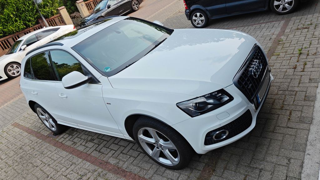 Audi Q5 270.000 km 10.482 &euro; Hude 27798