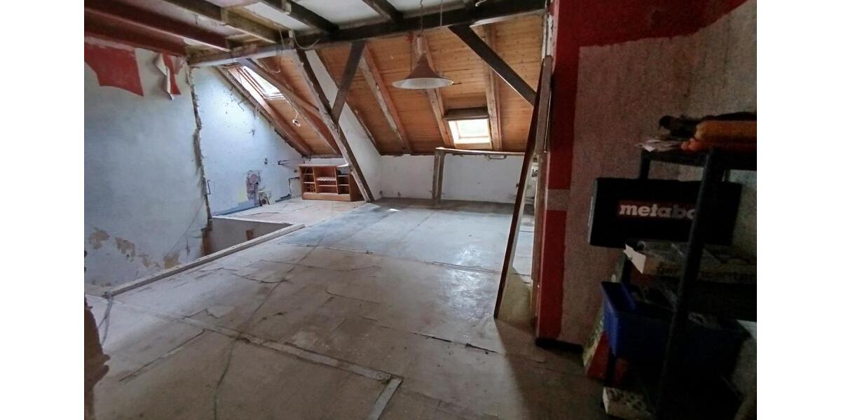 Bauernhaus, Landhaus Jade - 8 Zimmer, 234 m&sup2;, 249.000&euro; | Angebot:26657165