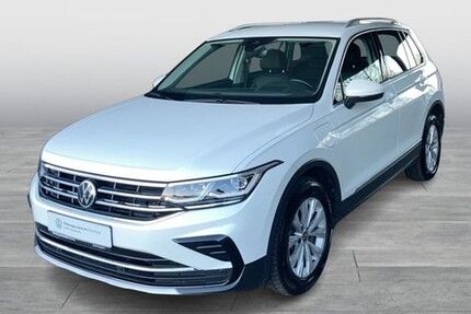 VW Tiguan 37.247 km 29.977 &euro; Oldenburg 26135