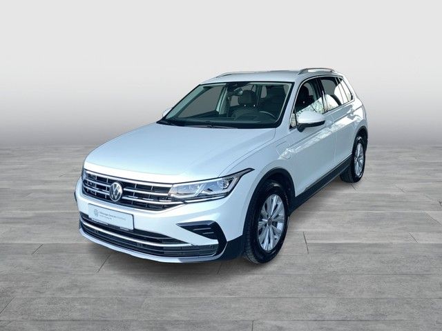VW Tiguan 37.247 km 29.977 &euro; Oldenburg 26135
