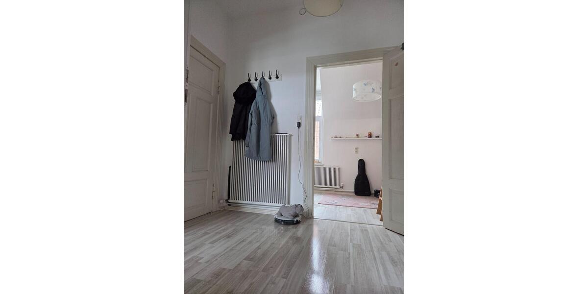 Dachgeschoßwohnung Oldenburg Ziegelhof - 4 Zimmer, 86 m&sup2;, 700&euro; | Angebot:25122116