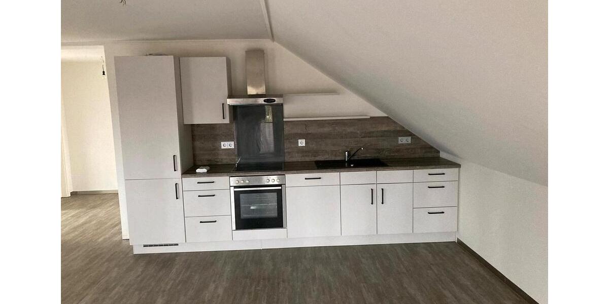 Dachgeschoßwohnung Friesoythe - 4 Zimmer, 100 m&sup2;, 1.130&euro; | Angebot:24818570