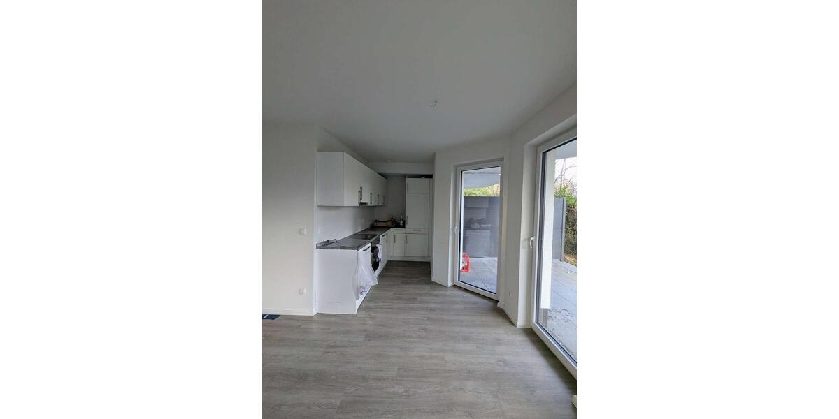 Etagenwohnung Oldenburg Alexandersfeld - 2 Zimmer, 80 m&sup2;, 990&euro; | Angebot:26022669