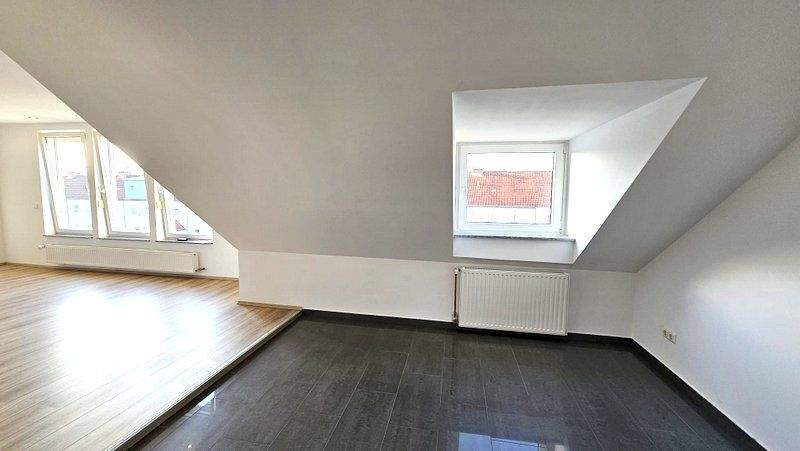 Etagenwohnung Delmenhorst Deichhorst - 2 Zimmer, 61 m&sup2;, 139.000&euro; | Angebot:24761193