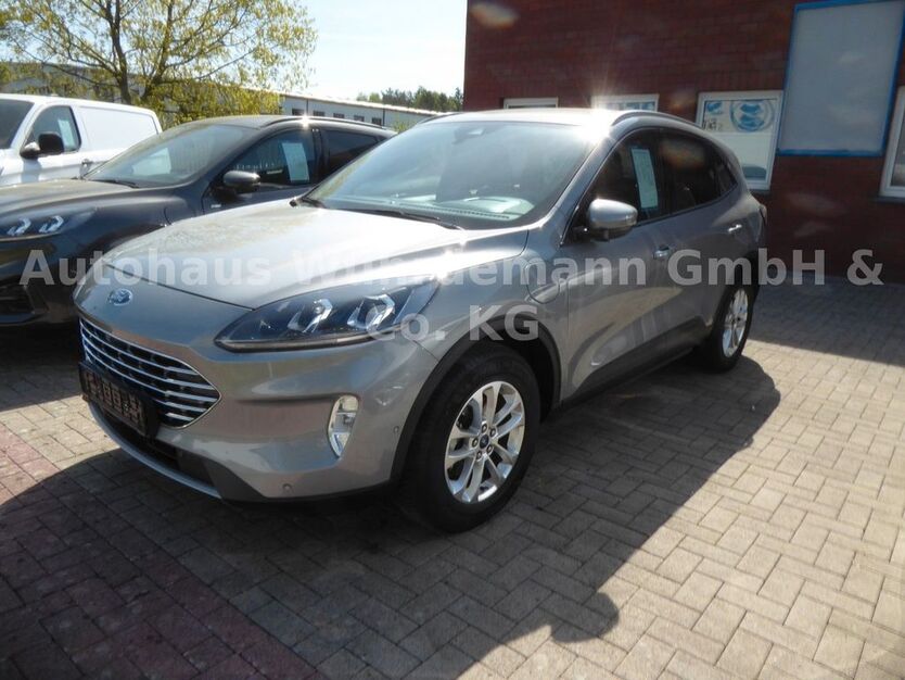 Ford Kuga 64.300 km 25.990 € Ganderkesee 27777