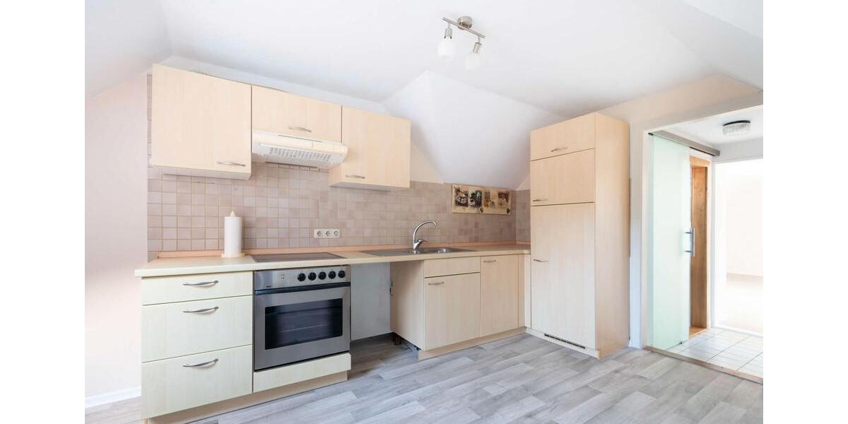 Dachgeschoßwohnung Westerstede - 2 Zimmer, 48 m&sup2;, 450&euro; | Angebot:26057188