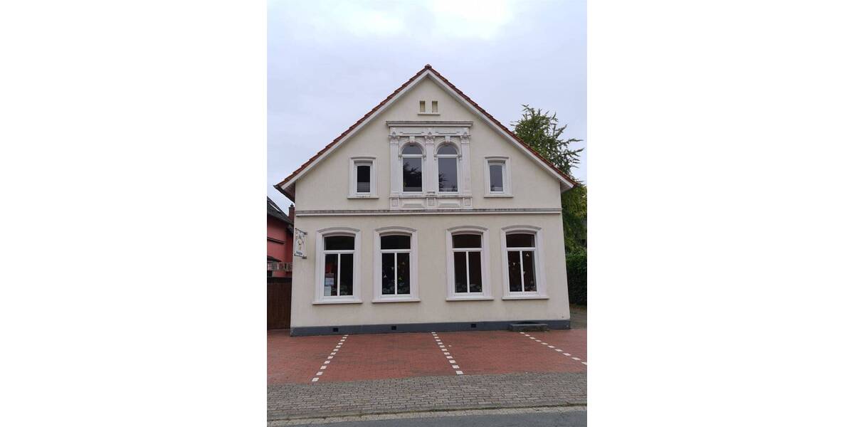 Mehrfamilienhaus, Wohnhaus Varel Varel - 8 Zimmer, 237 m&sup2;, 385.000&euro; | Angebot:25689867