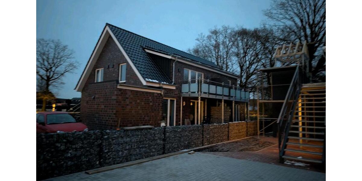 Dachgeschoßwohnung Apen - 2 Zimmer, 50 m&sup2;, 420&euro; | Angebot:25519824