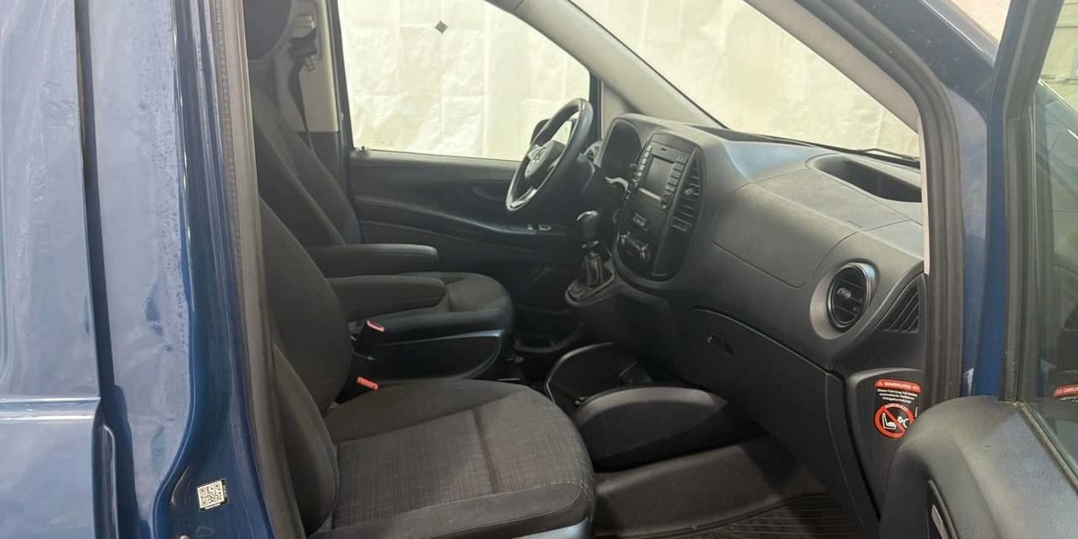 Mercedes-Benz Vito 114CDI 1.HD EXTRALANG REGAL/NAV/SHZ/KAM/GRA 110.906 km 18.490 &euro; Hatten 26209