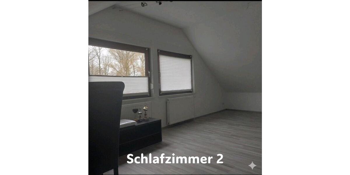 Dachgeschoßwohnung Wardenburg - 3 Zimmer, 140 m&sup2;, 850&euro; | Angebot:26153000