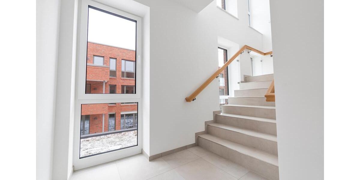 Erdgeschoßwohnung Oldenburg Bloherfelde - 2 Zimmer, 65 m&sup2;, 950&euro; | Angebot:24676310