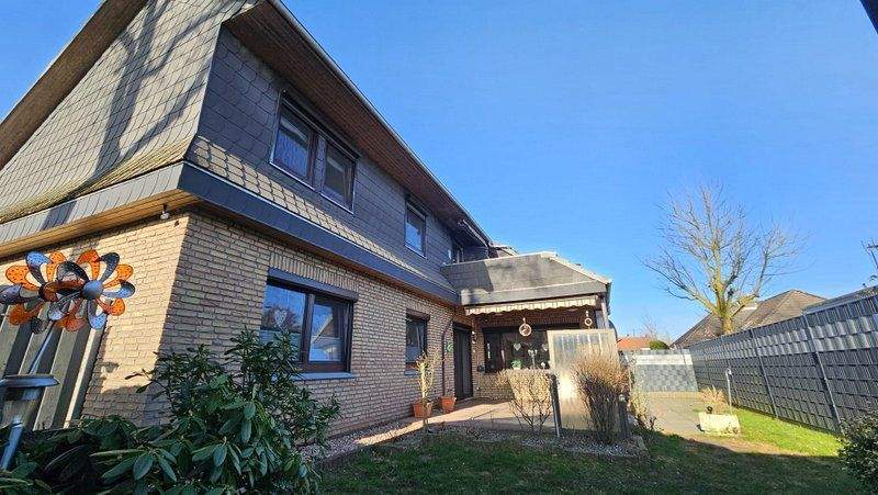Mehrfamilienhaus, Wohnhaus Ganderkesee Schierbrok - 7 Zimmer, 210 m&sup2;, 435.000&euro; | Angebot:24834674