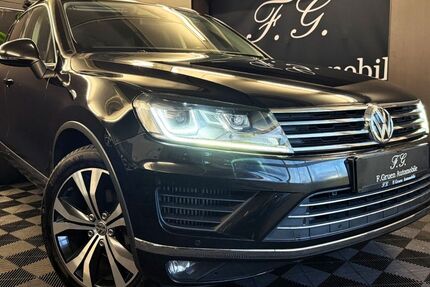 VW Touareg 166.141 km 17.999 &euro; Oldenburg 26125