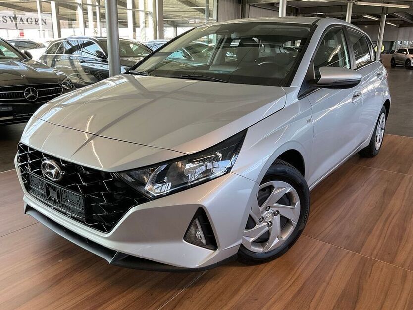 i20