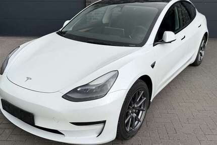 Tesla Model 3 52.000 km 31.900 &euro; Ovelgönne 26939