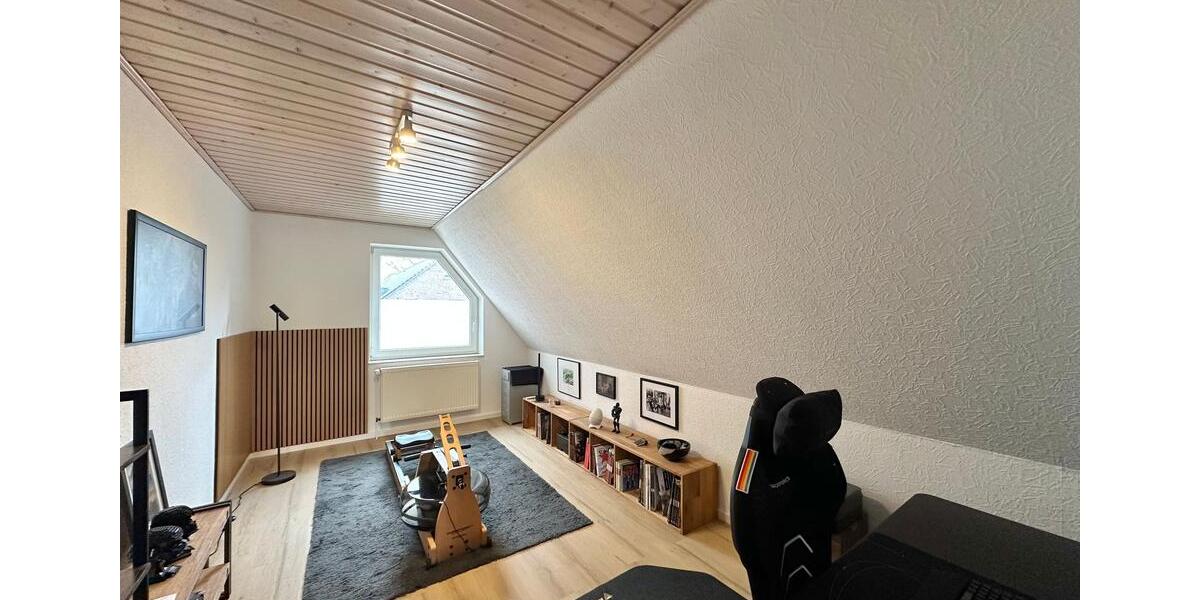 Doppelhaushälfte Westerstede - 4 Zimmer, 120 m&sup2;, 1.250&euro; | Angebot:26162352