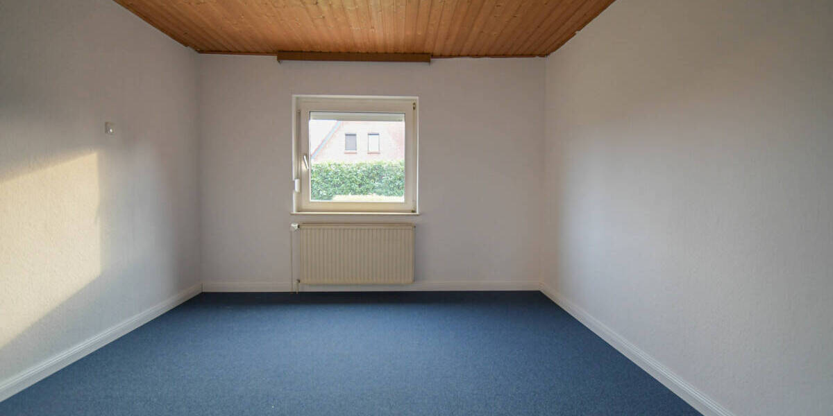 Einfamilienhaus Bösel Edewechterdamm - 1 Zimmer, 314 m&sup2;, 332.000&euro; | Angebot:25692598