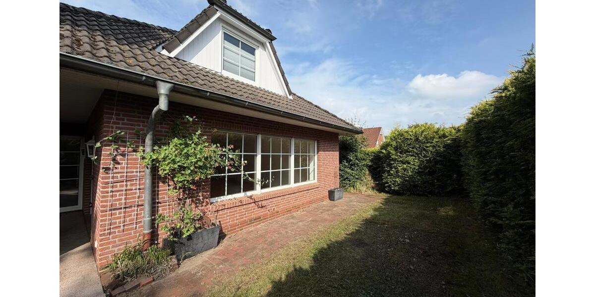 Einfamilienhaus Rastede - 9 Zimmer, 254 m&sup2;, 645.000&euro; | Angebot:26943893