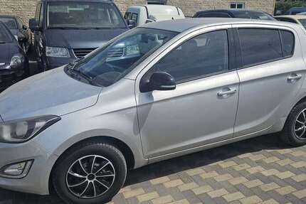 Hyundai i20 330.000 km 1.990 € Delmenhorst 27751