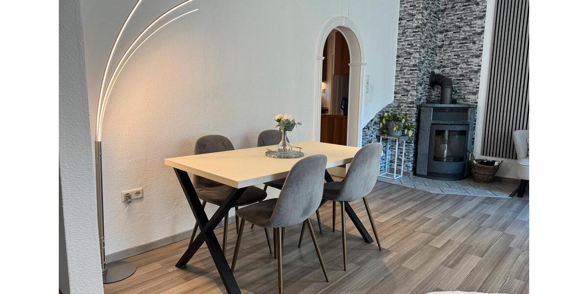 Mehrfamilienhaus, Wohnhaus Oldenburg Alexandersfeld - 8 Zimmer, 163 m&sup2;, 419.453&euro; | Angebot:27264426