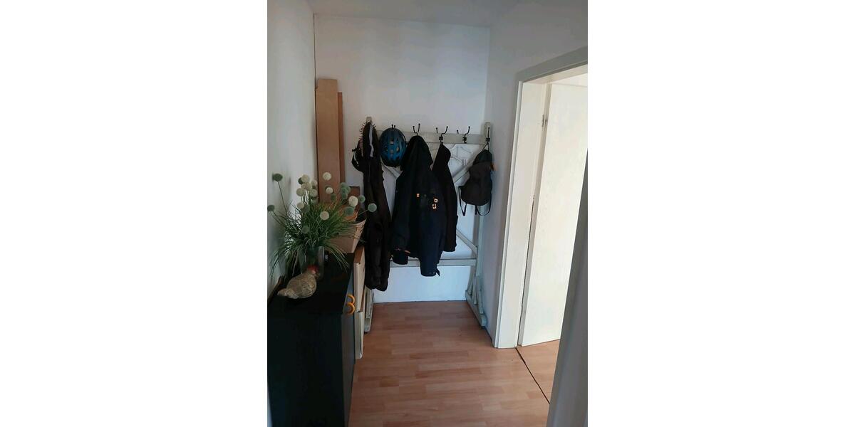 Dachgeschoßwohnung Oldenburg Bürgeresch - 2 Zimmer, 54 m&sup2;, 2.250&euro; | Angebot:24979520