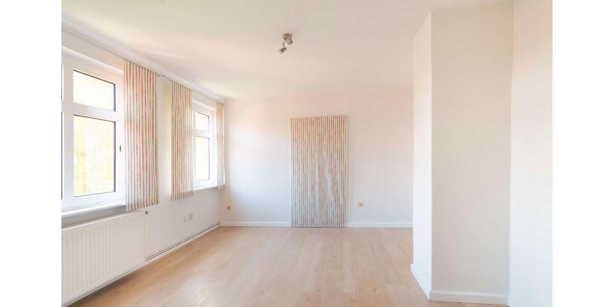 Dachgeschoßwohnung Westerstede - 2 Zimmer, 48 m&sup2;, 450&euro; | Angebot:26057188