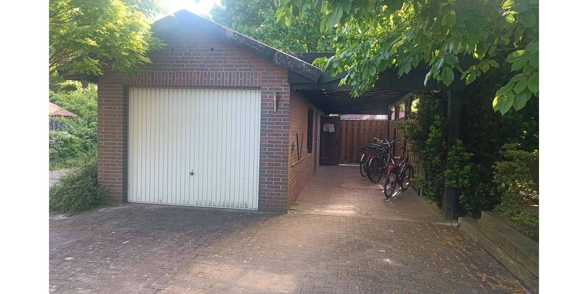 Vielseitiges Mehrfamilienhaus mit Entwicklungspotenzial in Oldenburg-Kreyenbrück 1 zimmer