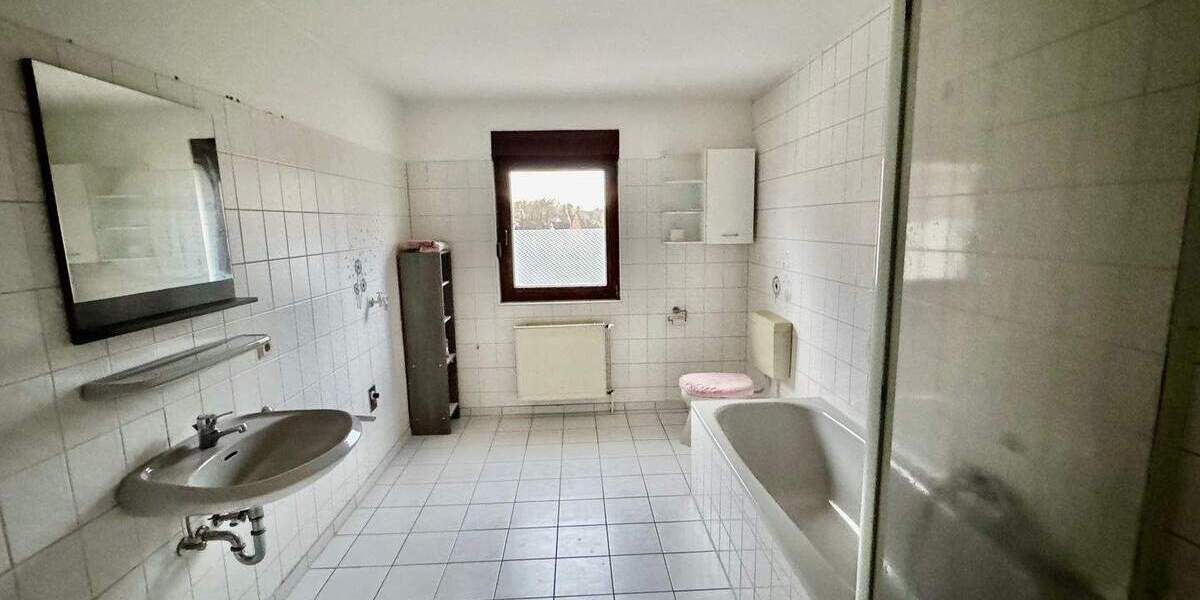 Zweifamilienhaus Doppelhaushälfte im Ortskern von Ganderkesee 8 zimmer