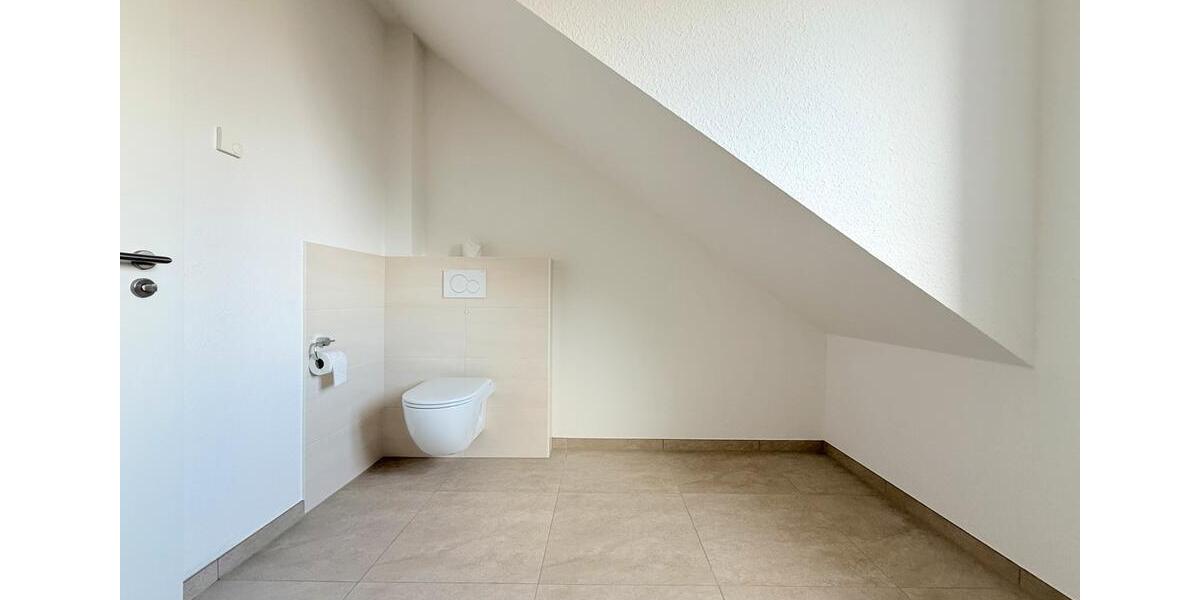 Dachgeschoßwohnung Oldenburg Etzhorn - 2 Zimmer, 64 m&sup2;, 1.160&euro; | Angebot:26148346