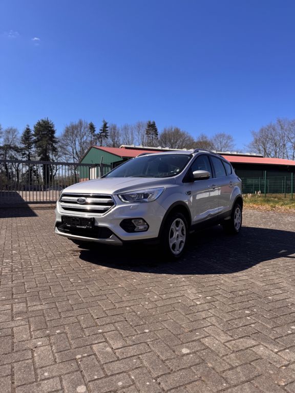Ford Kuga 180.000 km 10.400 € Friesoythe 26169