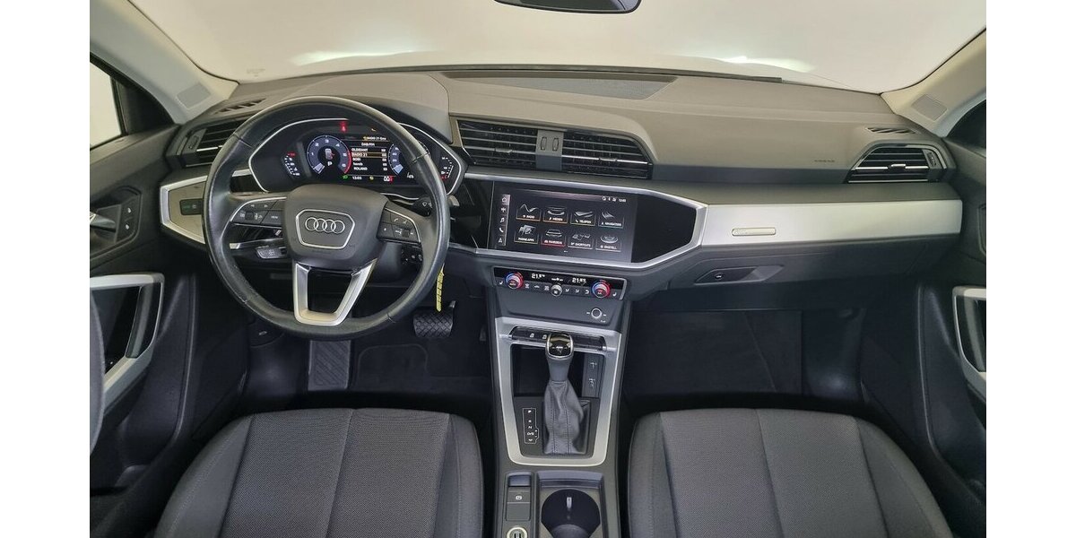 Audi Q3 35 TDI Advanced Prestige LED ACC APP schw.AHK 79.950 km 27.750 € Garrel 49681