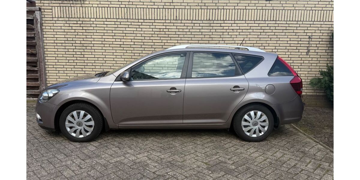 Kia ceed / Ceed 172.000 km 6.900 &euro; Delmenhorst 27753