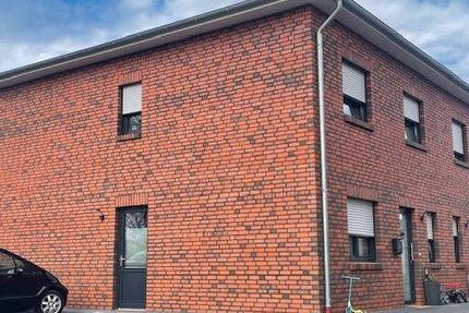 Haus Bösel - 4 Zimmer, 107 m&sup2;, 1.250&euro; | Angebot:26057333