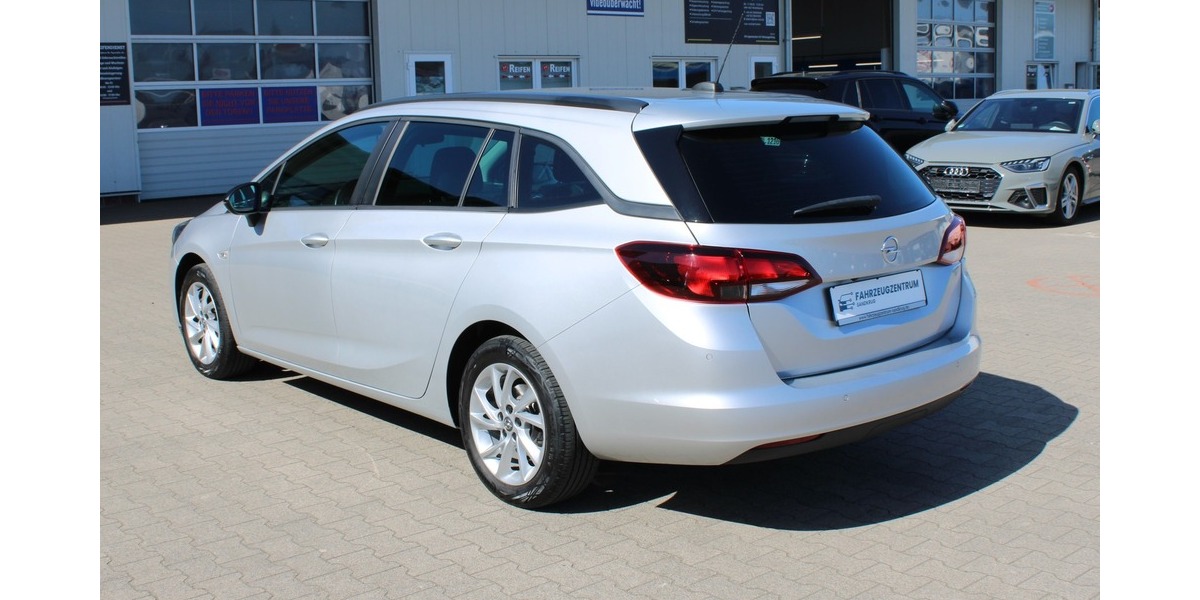 Opel Astra ST AUTOM. 1.HAND/PDC/CAM/AHK/NAVI/SHZ/LED 99.987 km 13.490 &euro; Hatten 26209