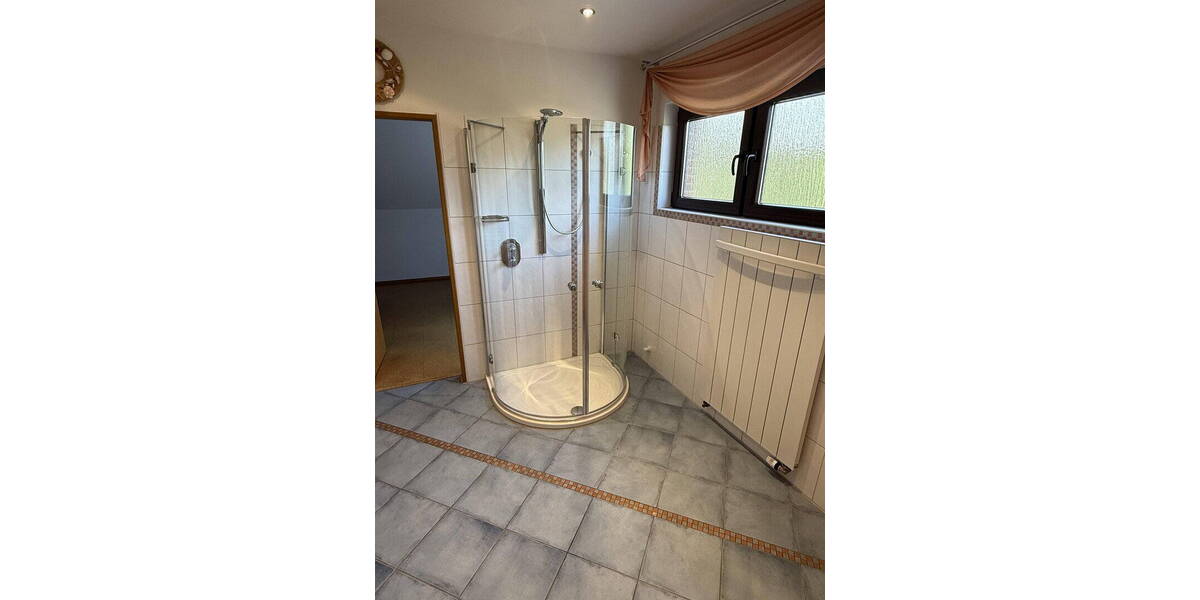 Mehrfamilienhaus, Wohnhaus Großenkneten Huntlosen - 7 Zimmer, 211 m&sup2;, 395.000&euro; | Angebot:26286966