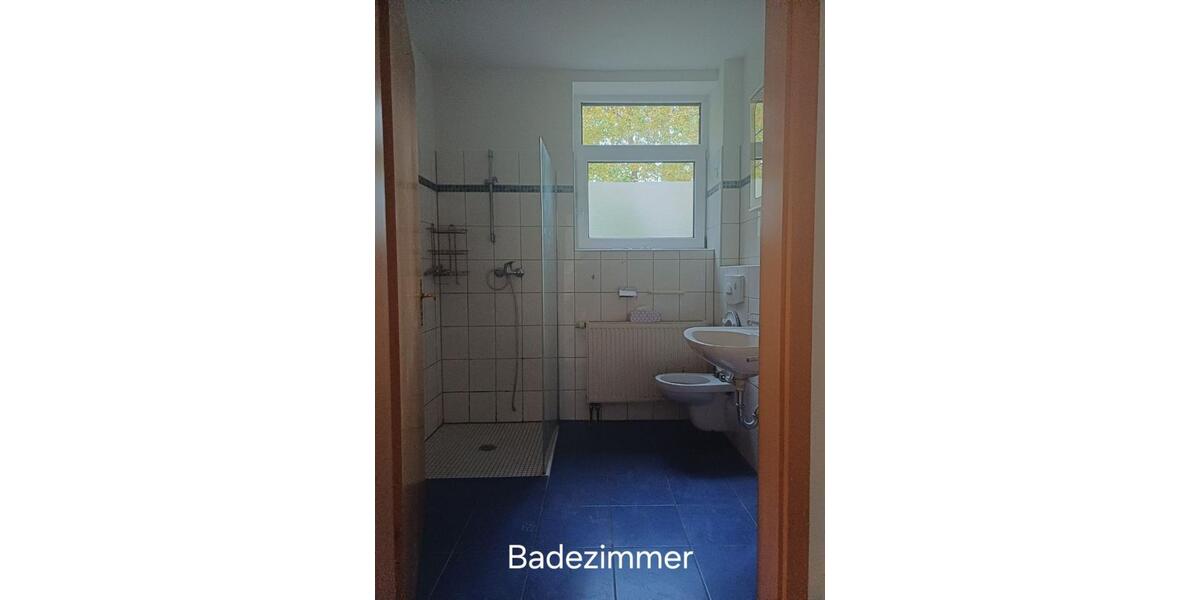 Helle EG-Wohnung in Sandhatten mit Garten + Kaminanschl. 4 zimmer