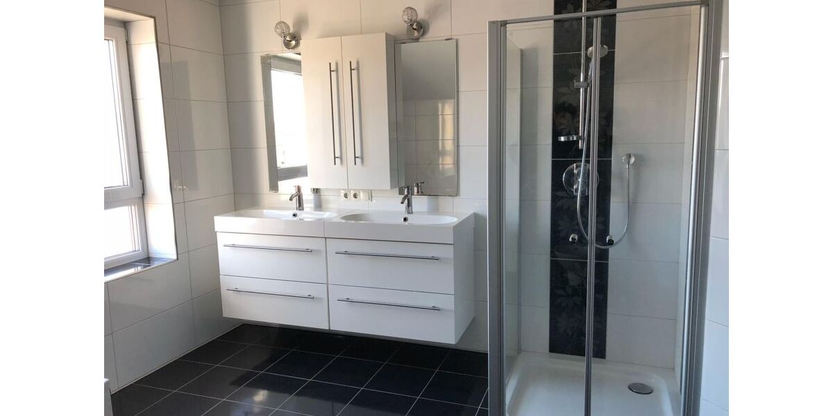 Provisionsfrei* Moderne Doppelhaushälfte in Oldenburg-Bürgerfelde - PV, Wallbox, Wintergarten & Einzugsbereit - Doppelhaushälfte Oldenburg Alexandersfeld | Angebot:26116136