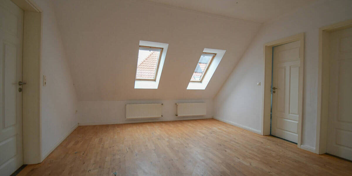 Einfamilienhaus Bösel Edewechterdamm - 1 Zimmer, 314 m&sup2;, 332.000&euro; | Angebot:25692598