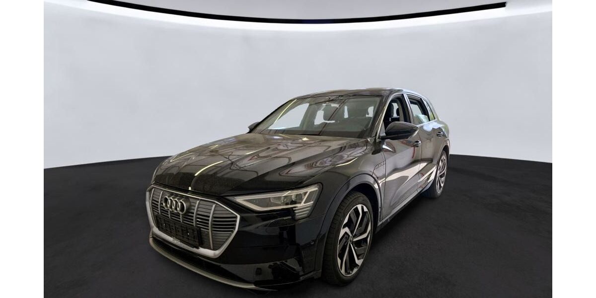 Audi e-tron 54.534 km 32.900 &euro; Rastede/ Wahnbek 26180
