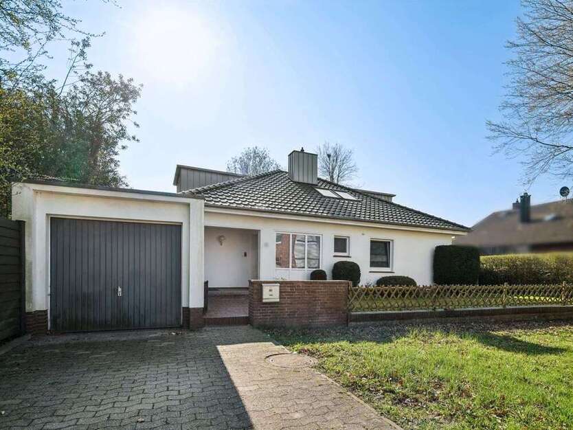 Haus zum Kaufen in Varel 325.000 € 190 m²