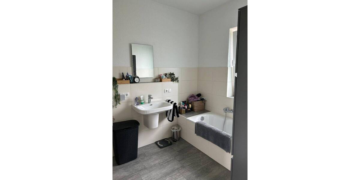 Etagenwohnung Oldenburg Eversten - 2 Zimmer, 72 m&sup2;, 880&euro; | Angebot:26798586